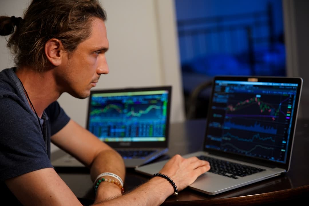 Bitcoin Activity Booms Despite Price Drop: A Paradox?